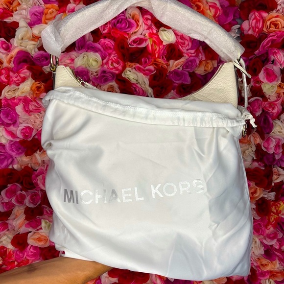 😻‼️❤️‍🔥NEW Michael Kors Large Cream Tote Bag 😻‼️❤️‍🔥✨ - Picture 9 of 9